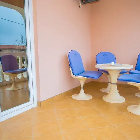 Apartament Koraca *